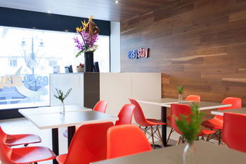 Abode By Easystay - Surfers Paradise Gold Coast 9