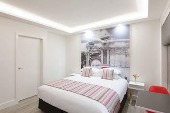 Abode By Easystay - Surfers Paradise Gold Coast 10
