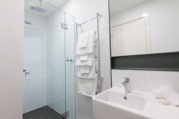 Abode By Easystay - Surfers Paradise Gold Coast 19