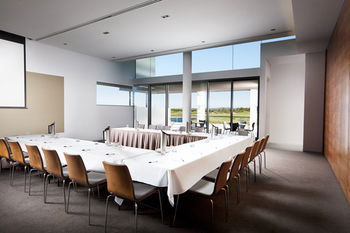 Pullman Magenta Shores Resort - Surfers Paradise Gold Coast 2