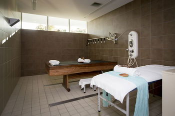 Pullman Magenta Shores Resort - Surfers Paradise Gold Coast 4
