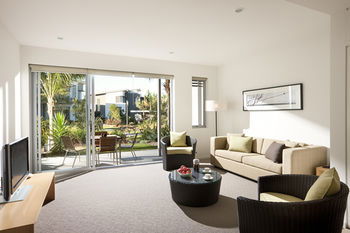 Pullman Magenta Shores Resort - Surfers Paradise Gold Coast 6
