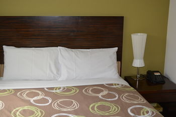 YTI Garden Hotel - Surfers Paradise Gold Coast 17