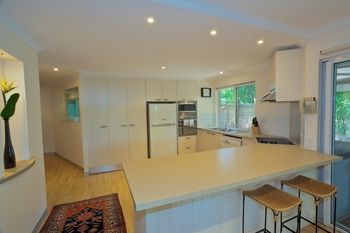 Noosa Riviera - Surfers Paradise Gold Coast 2