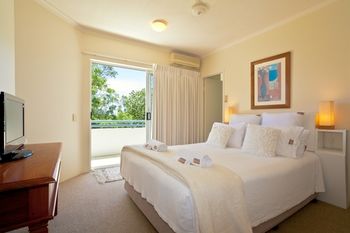Noosa Riviera - Surfers Paradise Gold Coast 10