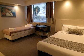 Parkville Place - Surfers Paradise Gold Coast 3