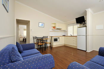 Sydney Lakeside Holiday Park - Surfers Paradise Gold Coast 11