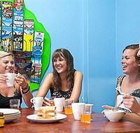 Funk House Backpackers - Surfers Paradise Gold Coast