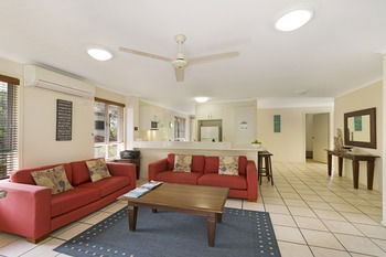 Sunset Cove Noosa - Surfers Paradise Gold Coast 6