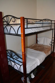 Sydney City Hostel - Surfers Paradise Gold Coast 10