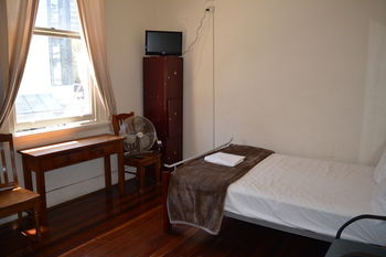 Sydney City Hostel - Surfers Paradise Gold Coast 11