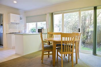 Lamplighter Motel - Surfers Paradise Gold Coast 1