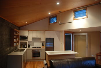 Worrowing At Jervis Bay - Surfers Paradise Gold Coast 107