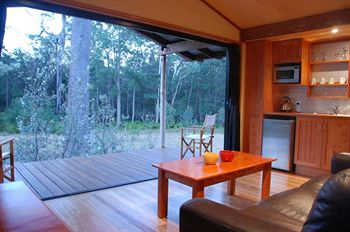 Worrowing At Jervis Bay - Surfers Paradise Gold Coast 16