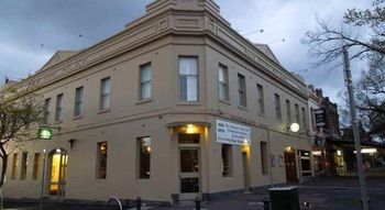 Naughtons Parkville Hotel - Surfers Paradise Gold Coast 0