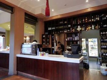 Naughtons Parkville Hotel - Surfers Paradise Gold Coast 15