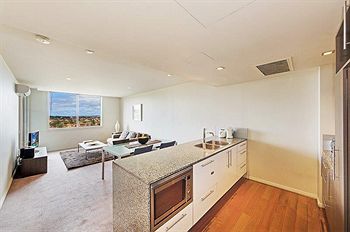 Wyndel Apartments - Harbour Watch - Surfers Paradise Gold Coast 14