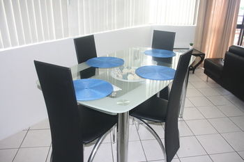 Mylos Apartments - Surfers Paradise Gold Coast 7