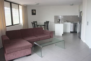 Mylos Apartments - Surfers Paradise Gold Coast 8