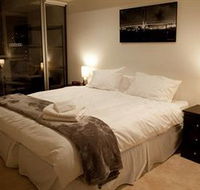 Melbourne Holiday Apartments at McCrae Docklands - Surfers Paradise Gold Coast