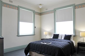 Hotel Gosford - Surfers Paradise Gold Coast 6