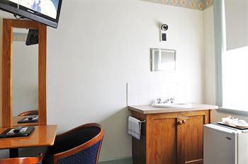 Hotel Gosford - Surfers Paradise Gold Coast 20