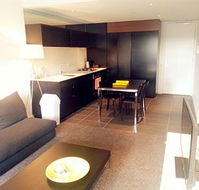 Guilfoyle Apartments - Surfers Paradise Gold Coast