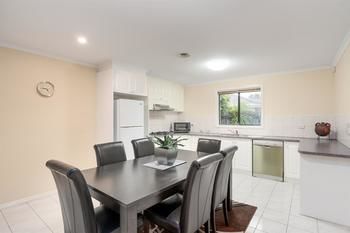 Best Western Fawkner Suites & Serviced Apartments - Surfers Paradise Gold Coast 9