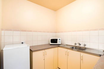 Best Western Fawkner Suites & Serviced Apartments - Surfers Paradise Gold Coast 50