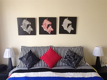 Australian Home Away @ Doncaster Elgar - Surfers Paradise Gold Coast 3