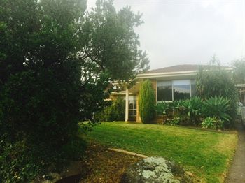 Australian Home Away @ East Doncaster Andersons Creek 1 - Surfers Paradise Gold Coast 1