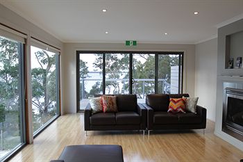 The Edgewater Bed & Breakfast - Surfers Paradise Gold Coast 14