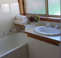 Australian Home Away  Doncaster Andersons Creek 2 - Surfers Paradise Gold Coast