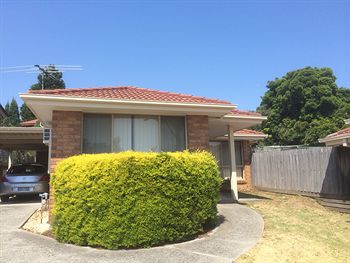 Australian Home Away @ Doncaster Andersons Creek 2 - Surfers Paradise Gold Coast 6
