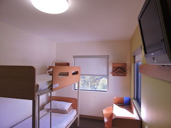  Surfers Paradise Gold Coast