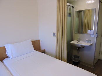 Ibis Budget Sydney Olympic Park - Surfers Paradise Gold Coast 1