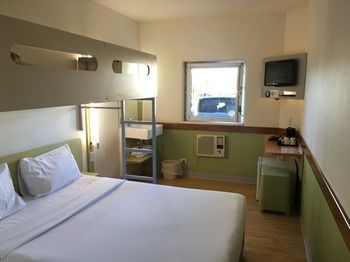 Ibis Budget Campbelltown - Surfers Paradise Gold Coast 5