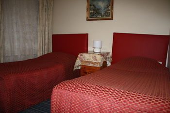 Carnegie Motor Inn - Surfers Paradise Gold Coast 24