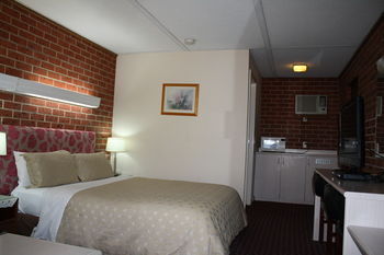 Carnegie Motor Inn - Surfers Paradise Gold Coast 26