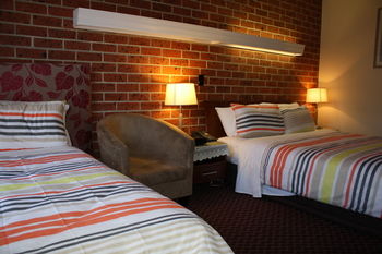 Carnegie Motor Inn - Surfers Paradise Gold Coast 30