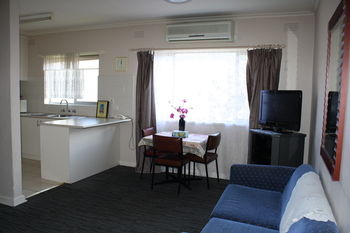 Carnegie Motor Inn - Surfers Paradise Gold Coast 36