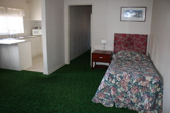 Carnegie Motor Inn - Surfers Paradise Gold Coast 37