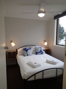 Dungowan Waterfront Apartments - Surfers Paradise Gold Coast 89