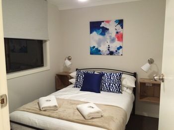 Dungowan Waterfront Apartments - Surfers Paradise Gold Coast 110