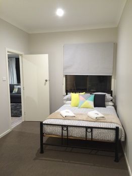 Dungowan Waterfront Apartments - Surfers Paradise Gold Coast 115