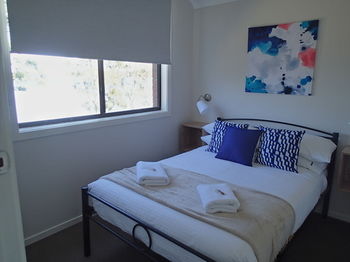 Dungowan Waterfront Apartments - Surfers Paradise Gold Coast 123