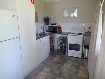 Dungowan Waterfront Apartments - Surfers Paradise Gold Coast 201