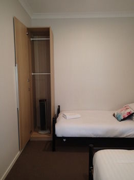 Dungowan Waterfront Apartments - Surfers Paradise Gold Coast 224