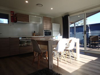 Dungowan Waterfront Apartments - Surfers Paradise Gold Coast 238