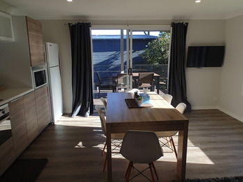 Dungowan Waterfront Apartments - Surfers Paradise Gold Coast 241
